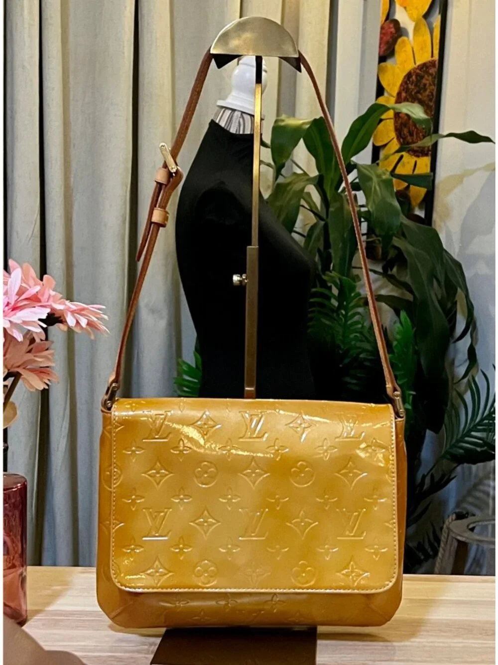 Louis Vuitton authentic louis
